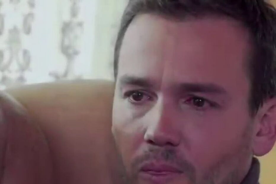 Pedro Teixeira emocionado em entrevista