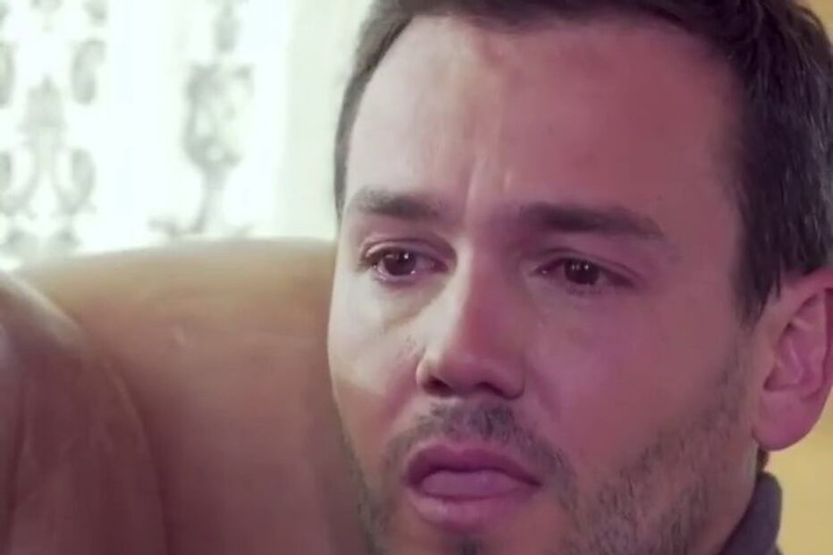 Pedro Teixeira emocionado em entrevista