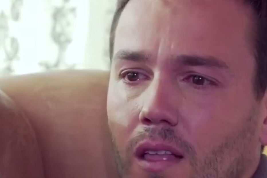 Pedro Teixeira emocionado em entrevista