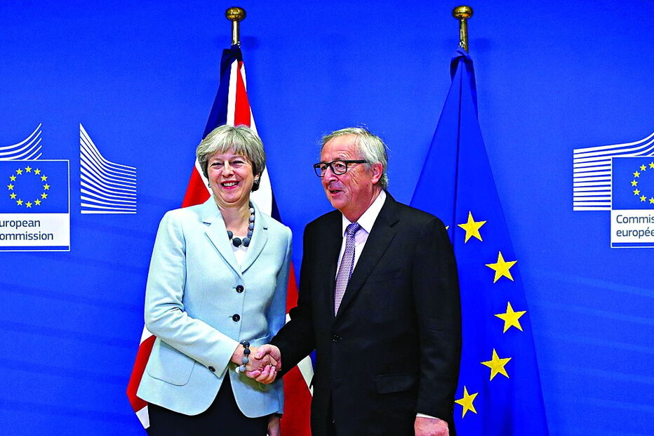 Theresa May, Jucnker, Brexit, acordo, UE