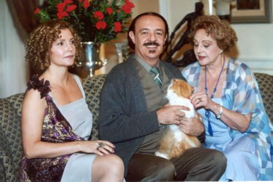 Atriz Eva Todor a interpretar a personagem Josefe na novela 