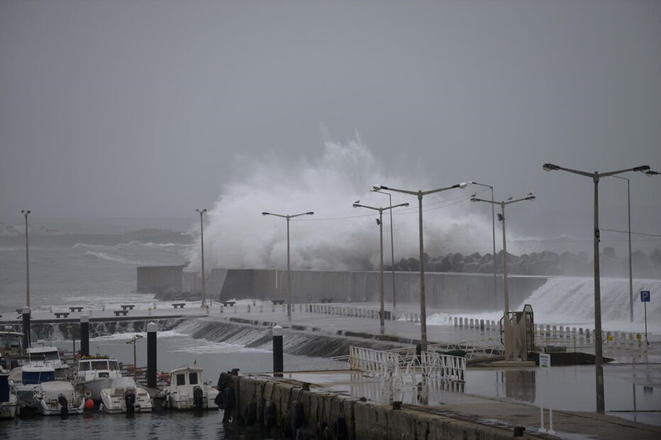 Autoridade Marítima alerta para agravamento do estado do mar no Continente