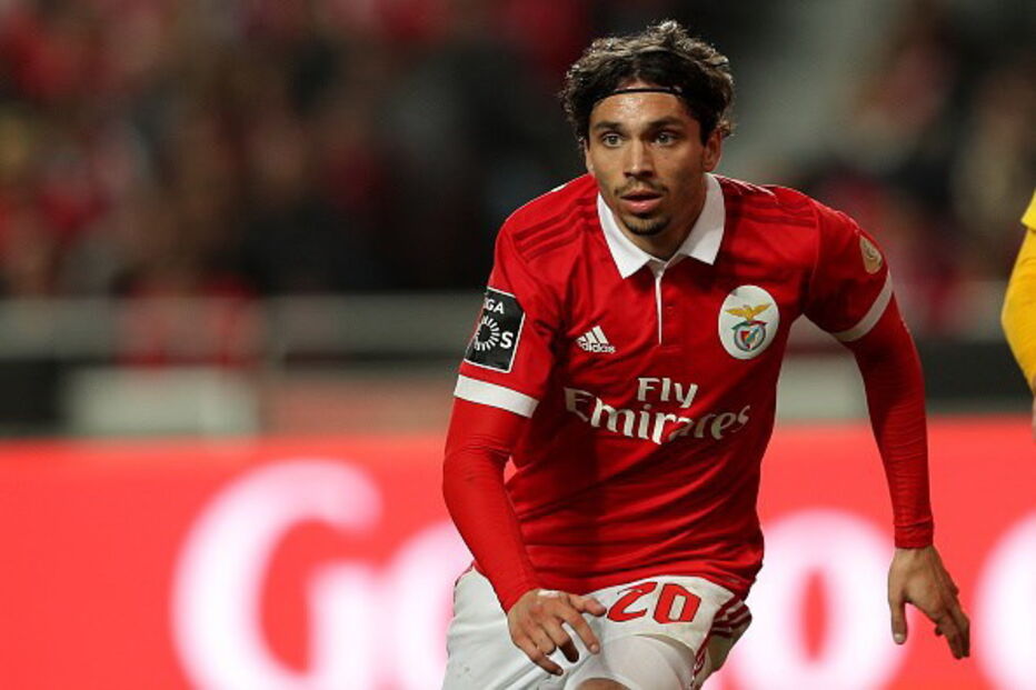 Krovinovic em jogo do Benfica