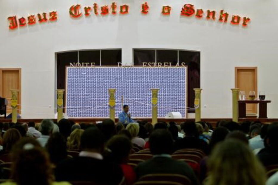 IURD acusada de gerir rede internacional de tráfico de crianças