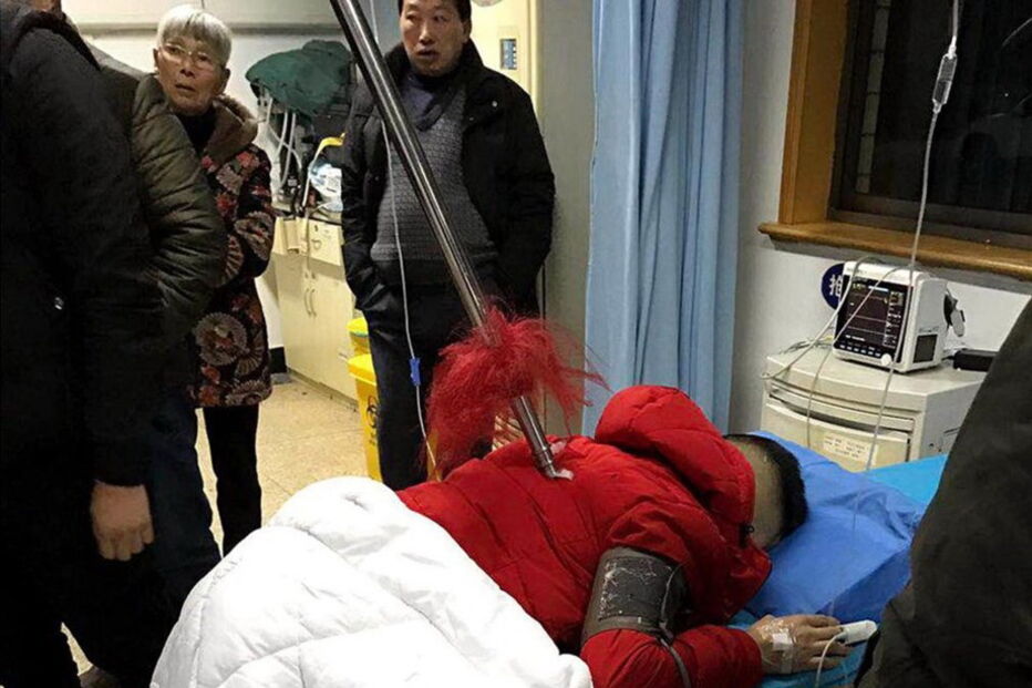 lança, homem, perfurado, China