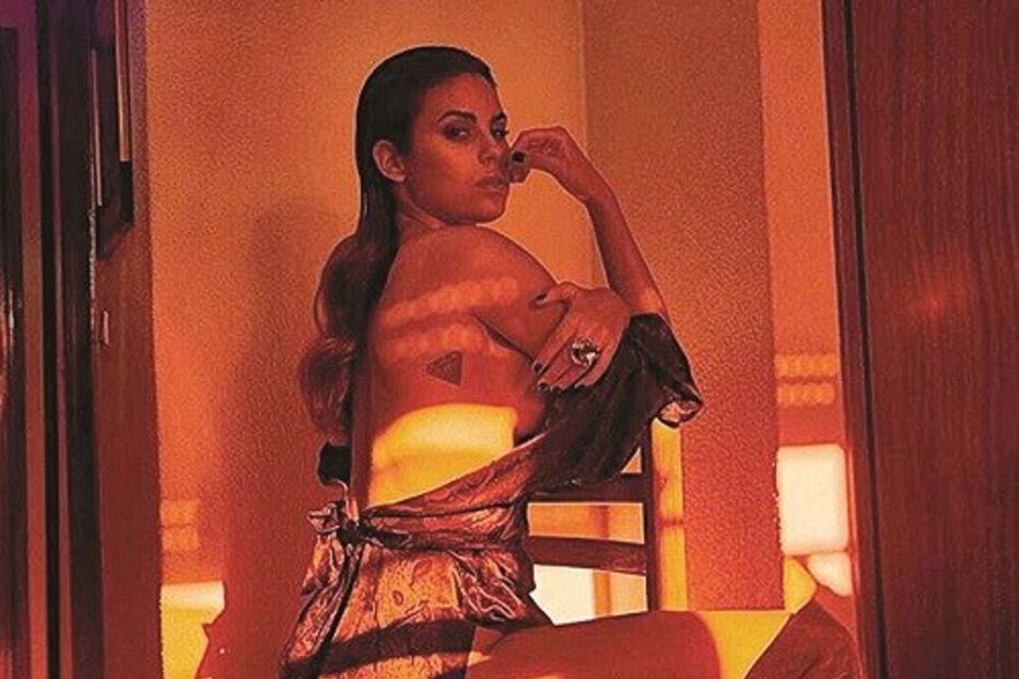 Carolina Loureiro, David Carreira, sexy, ousada, produção, carreira