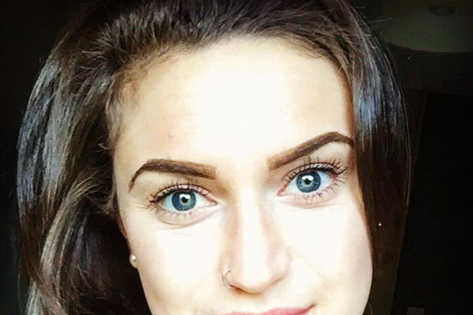 Emelle, anorexia, ginásio