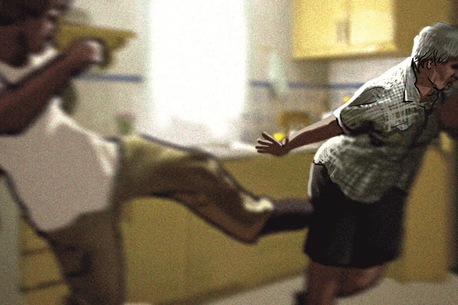 Agride os avós e esconde bomba