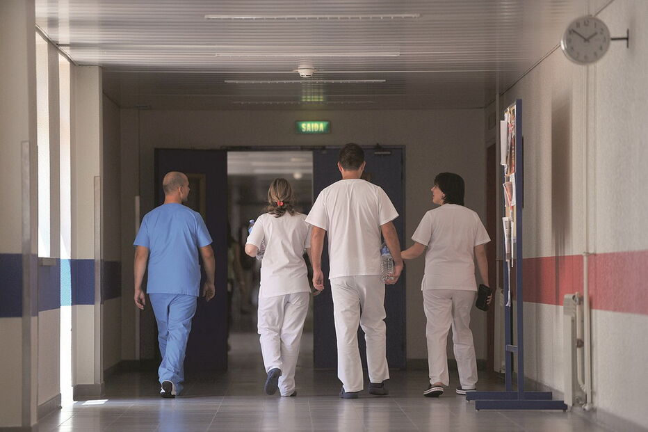 Ordem dos Enfermeiros diz que hospitais não têm verba para pagar 