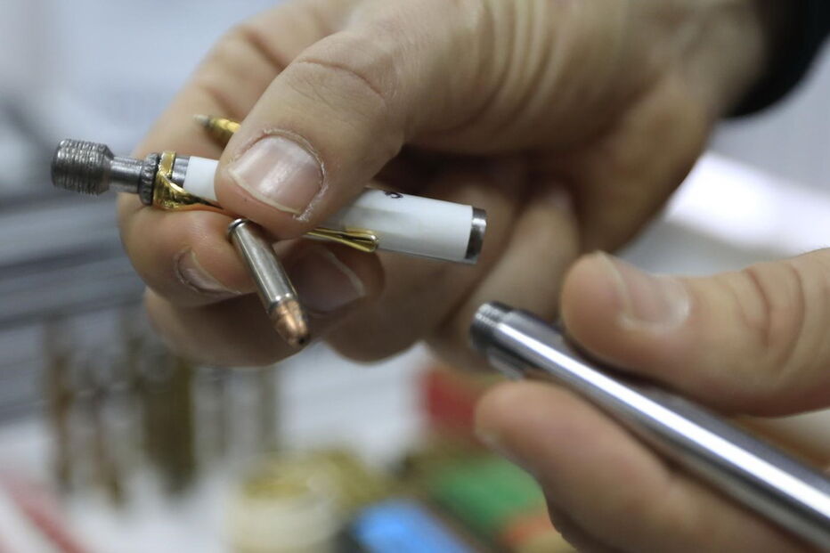 Caneta podia  disparar munições de calibre .22