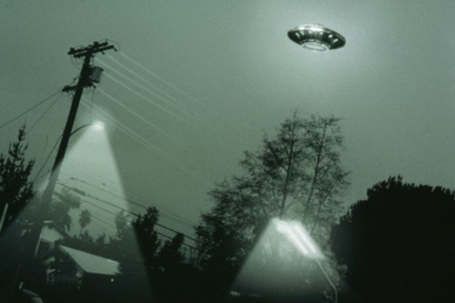  Objeto Voador Não Identificado (OVNI).