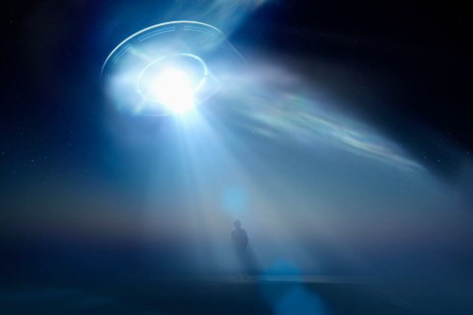  Objeto Voador Não Identificado (OVNI).