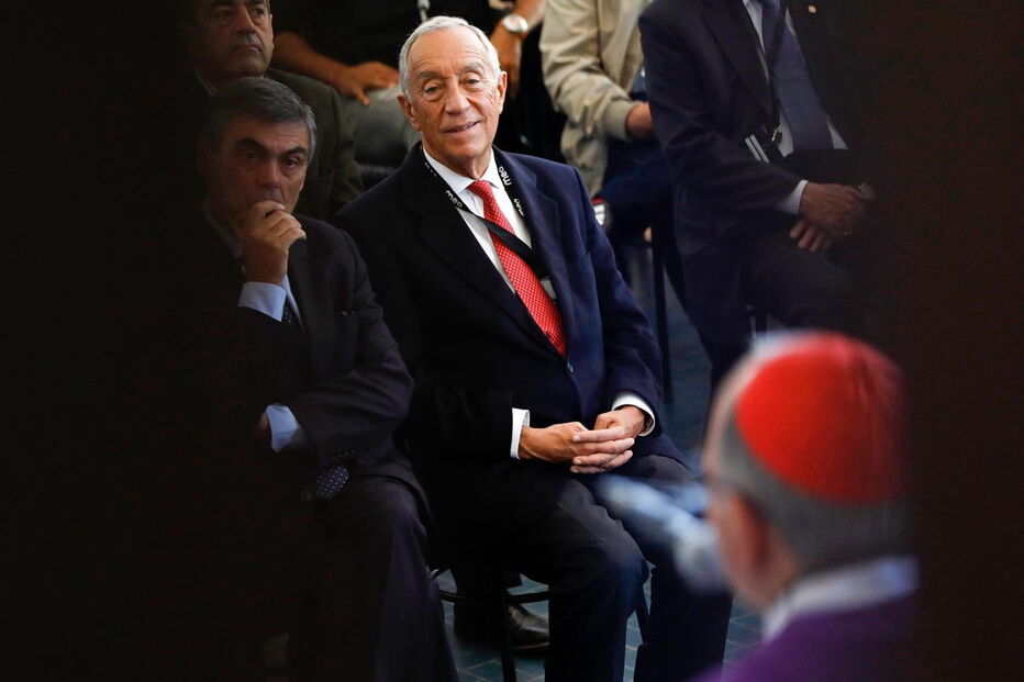 Marcelo Rebelo de Sousa durante a 29.ª Festa de Natal da Comunidade Vida e Paz, na cantina da Cidade Universitária, em Lisboa