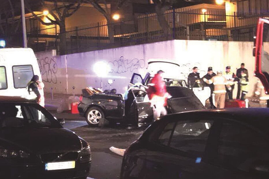 Audi conduzido pelo antigo militar ficou totalmente desfeito na colisão