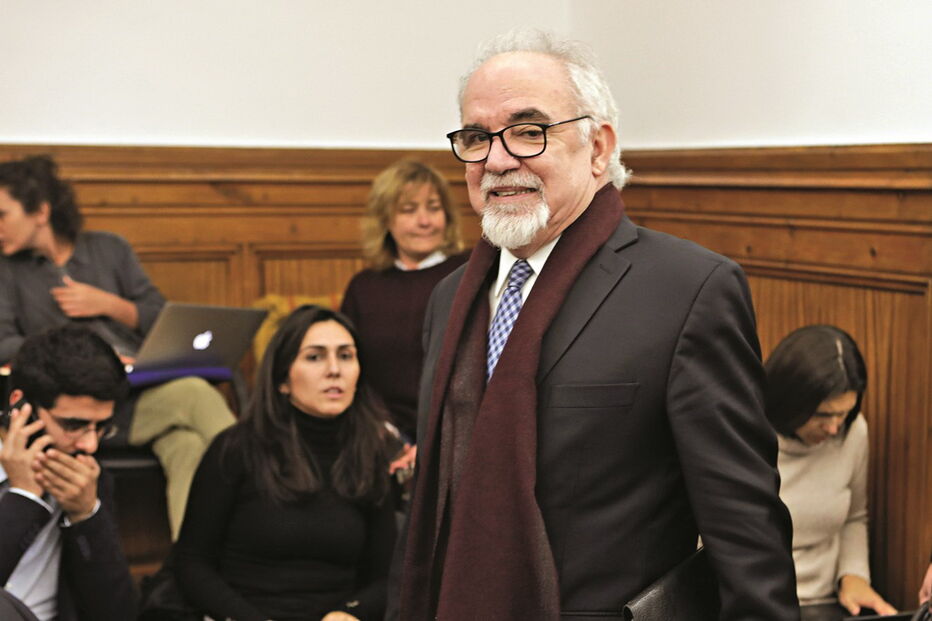 Vieira da Silva falou ontem no Parlamento sobre a sua ligação  à Raríssimas 