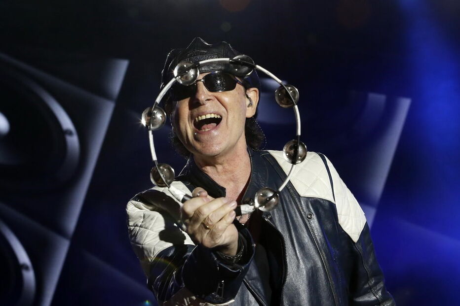 2017-12-21_10_16.54 scorpions cg.jpg