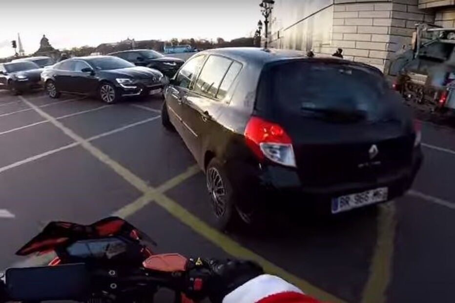 motard, youtuber, vídeo, atropelamento e fuga, perseguição 