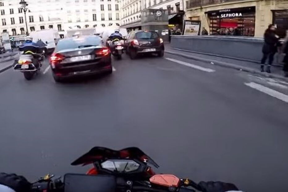 motard, youtuber, vídeo, atropelamento e fuga, perseguição 