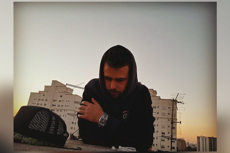 Pedro foi rejeitado pela filha do bispo por ter um sinal no braço