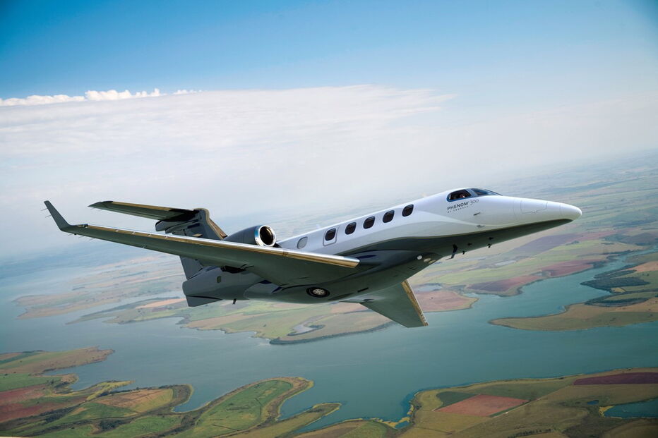 Embraer Phenom 300E