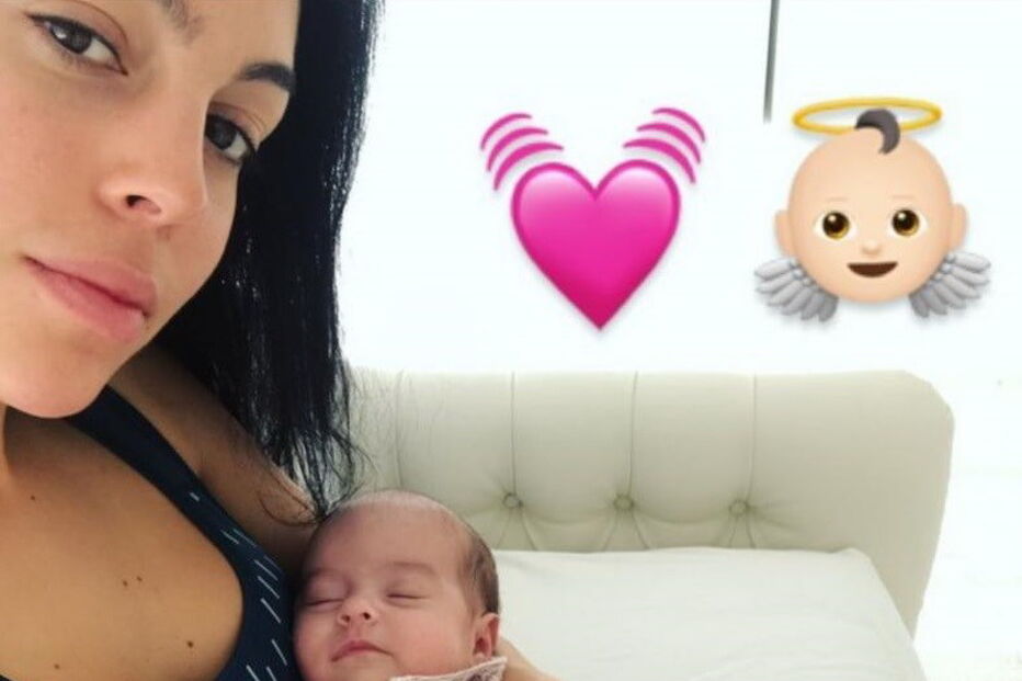 Georgina com a filha de Ronaldo, Alana Martina