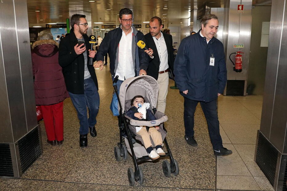 Rui Vitória com a família de partida para o Dubai