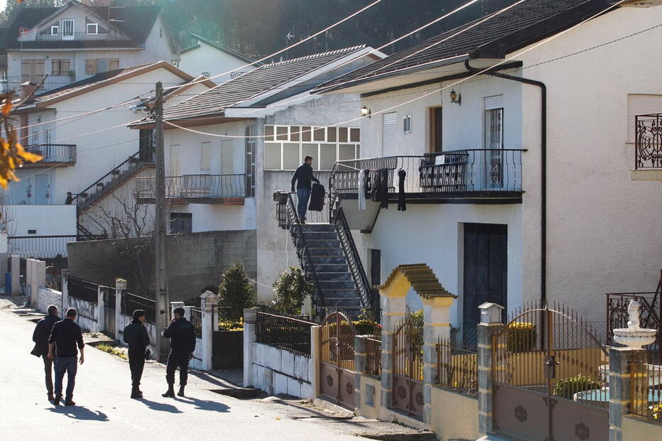 Corpo da mulher foi recolhido pelos Bombeiros Voluntários de Moimenta da Beira. Óbito foi atestado no local   