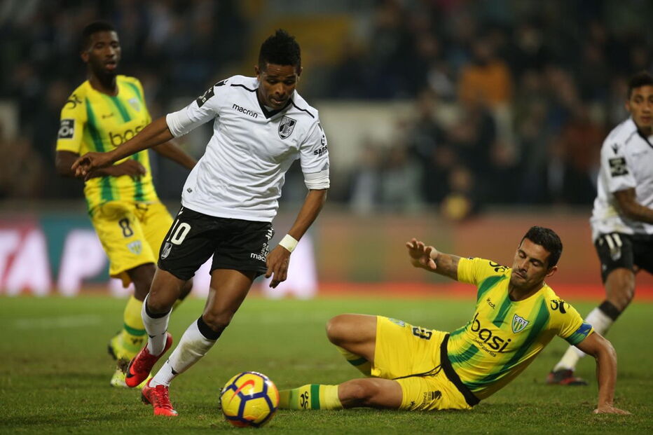 Vitória de Guimarães perde com o Tondela