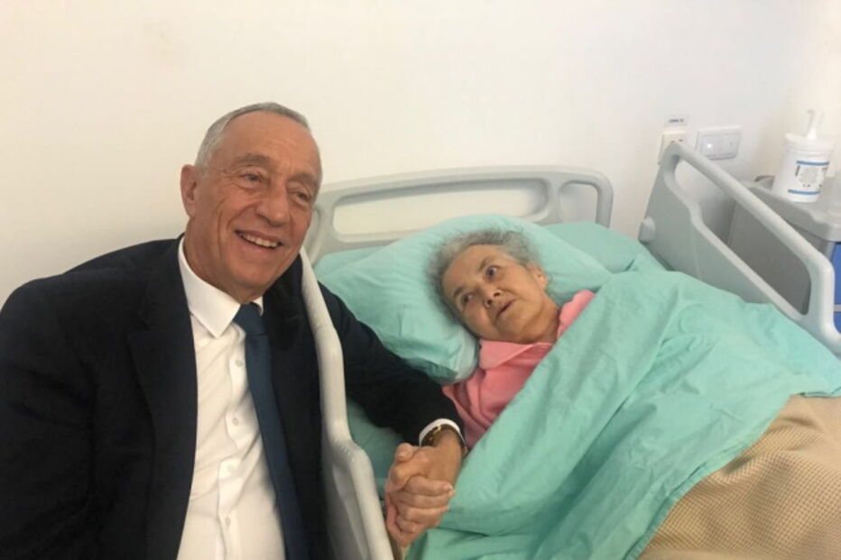 Marcelo visita Casa dos Marcos na véspera de Natal