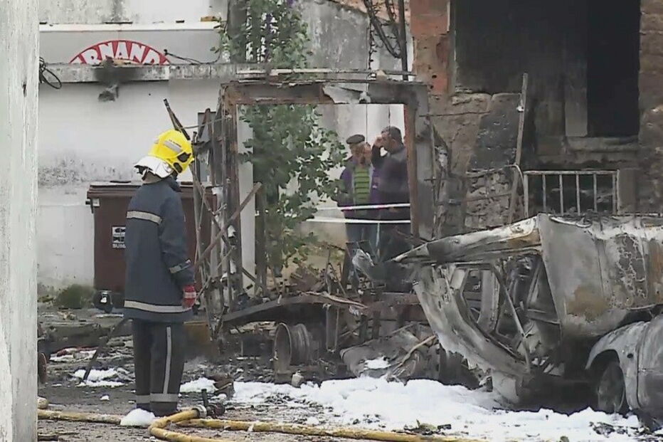 Explosão de material pirotécnico