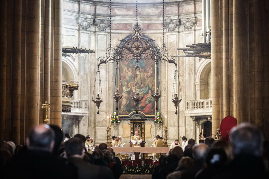 O Patriarca de Lisboa, D. Manuel Clemente, celebra a missa Pontifical do Natal na Sé de Lisboa