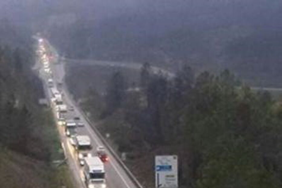 2017-12-27_10_12.54 acidente.jpg