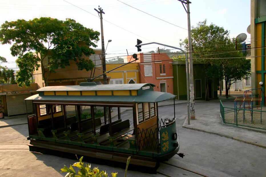 Cidade fictícia de Tirânia