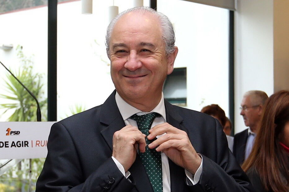 Rui Rio fez questão de frisar a experiência autárquica para dizer que só governa bem quem conhece a realidade local   