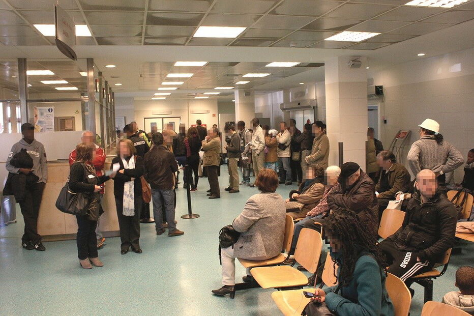 Serviço do hospital Amadora-Sintra registou quase mil entradas na 4ª feira. Ontem, a meio da tarde, já ia em 767 casos