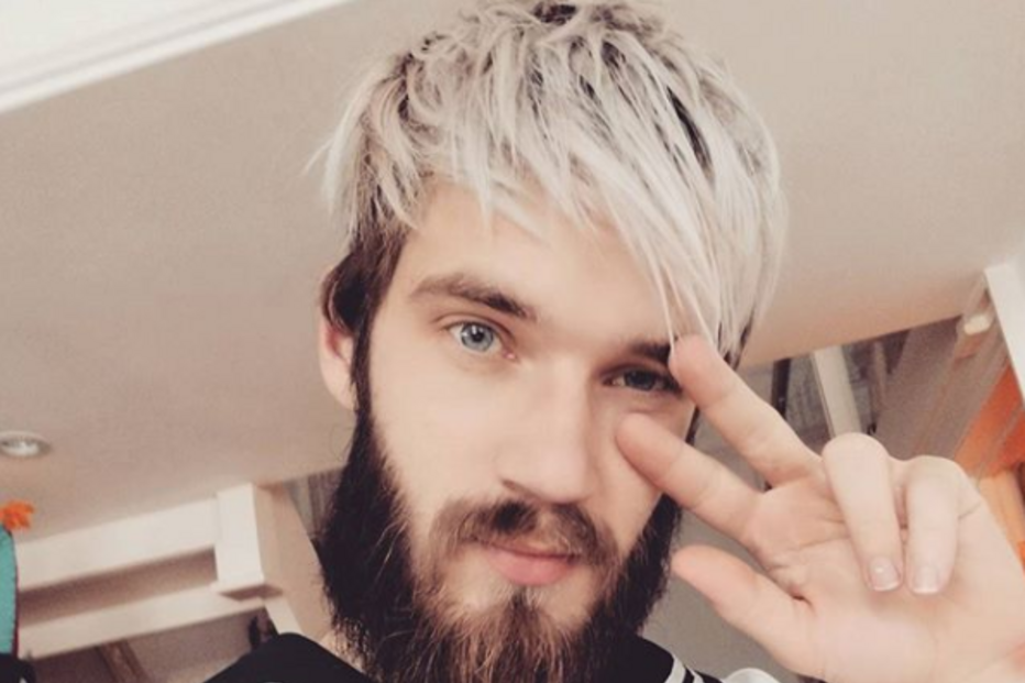 Felix Arvid Ulf Kjellberg, mais conhecido por PewDiePie, é um dos mais famosos Youtubers do mundo. O sueco aparece em 7.º lugar da lista dos homens mais bonitos do mundo