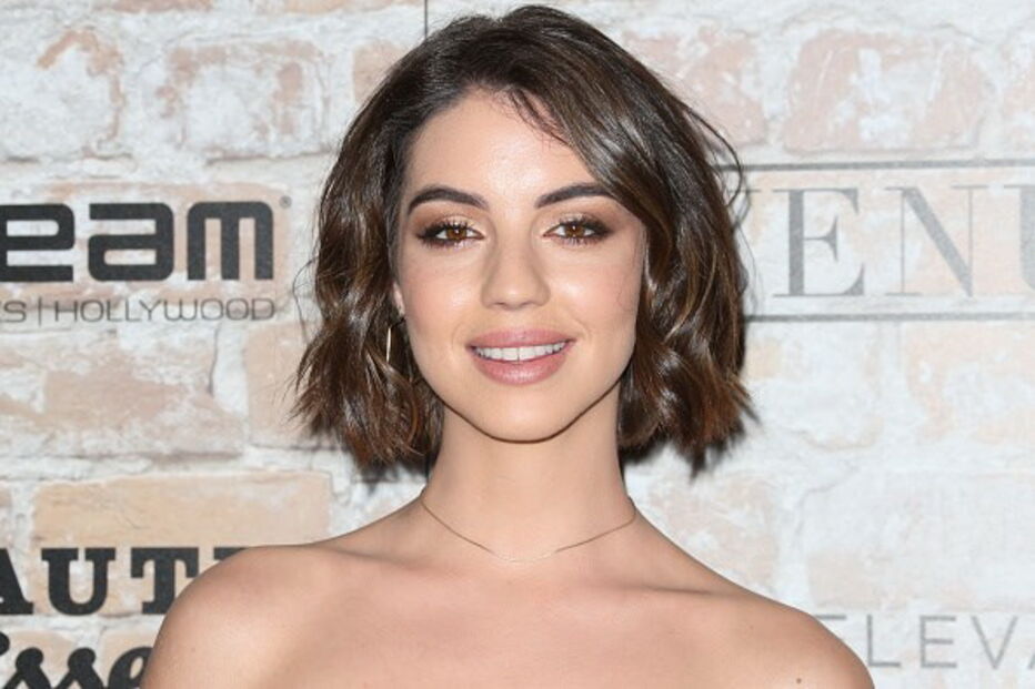 A atriz australiana Adelaide Kane, de 27 anos, aparece na sétima posição da lista