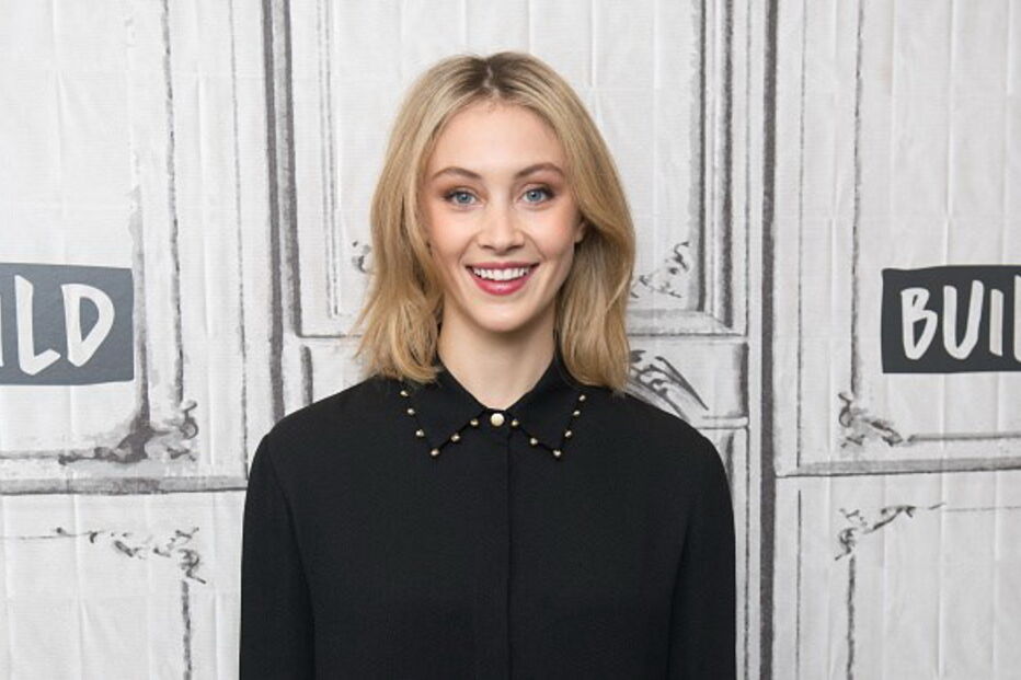 A atriz canadiana de 30 anos Sarah Gadon ocupa o 4.º lugar da lista das mulheres mais bonitas deste ano