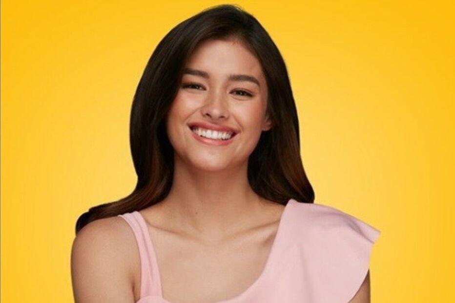 A filipina Liza Soberano foi considerada a mais bela de 2017. A atriz e modelo tem 19 anos