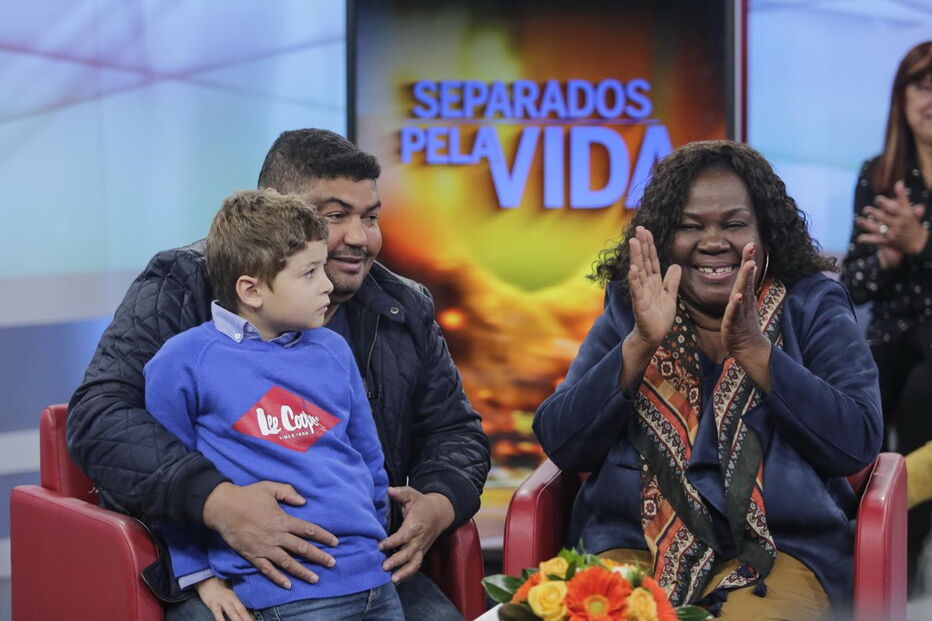 Paulo Infante e um dos filhos com Isabel Amador: a tia do atual autarca de Castelejo, Fundão, não escondeu a emoção