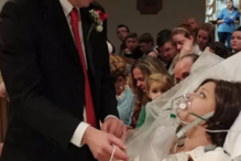 Casa-se no hospital com amor da sua vida horas antes de morrer