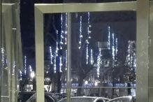 Carro despistou-se e embateu contra a porta principal do hotel na Av. da Liberdade