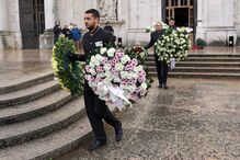 Dor e emoção no último adeus a Guida Maria