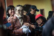 indonesia, ritual, mortos, cadaver