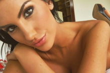 Olivia Nova, de 20 anos, foi encontrada morta em casa