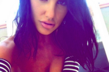 Olivia Nova, de 20 anos, foi encontrada morta em casa