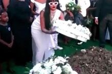 Rihanna chora morte de primo