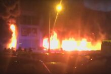 Fogo consome loja nos Olivais