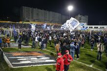 Bancada portista evacuada devido a problemas na estrutura