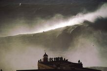Nazaré, onda, recorde, surf, Hugo Vau